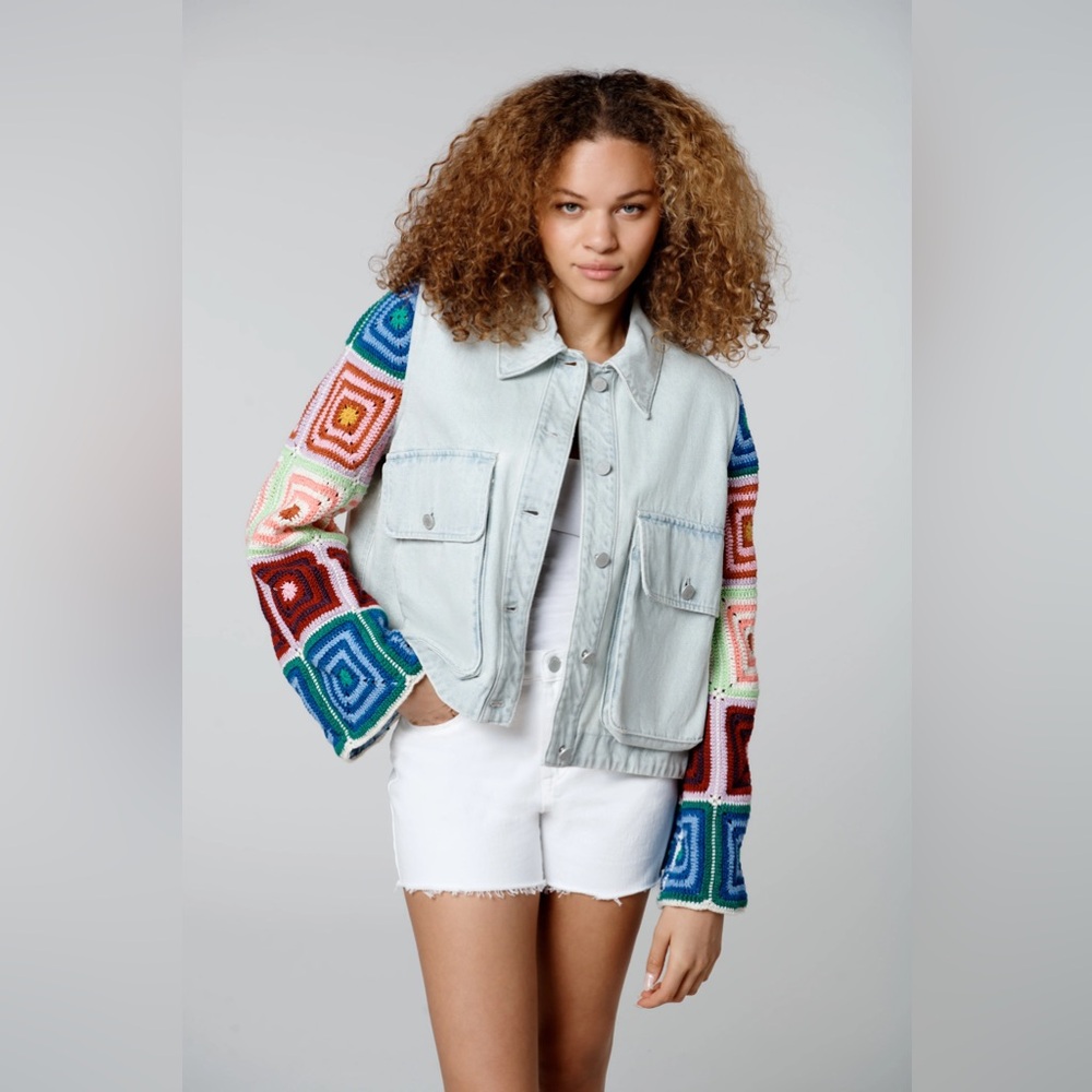 BLANKNYC Mixed Media Denim Shacket Crochet Sleeve Jacket Size Medium Boho